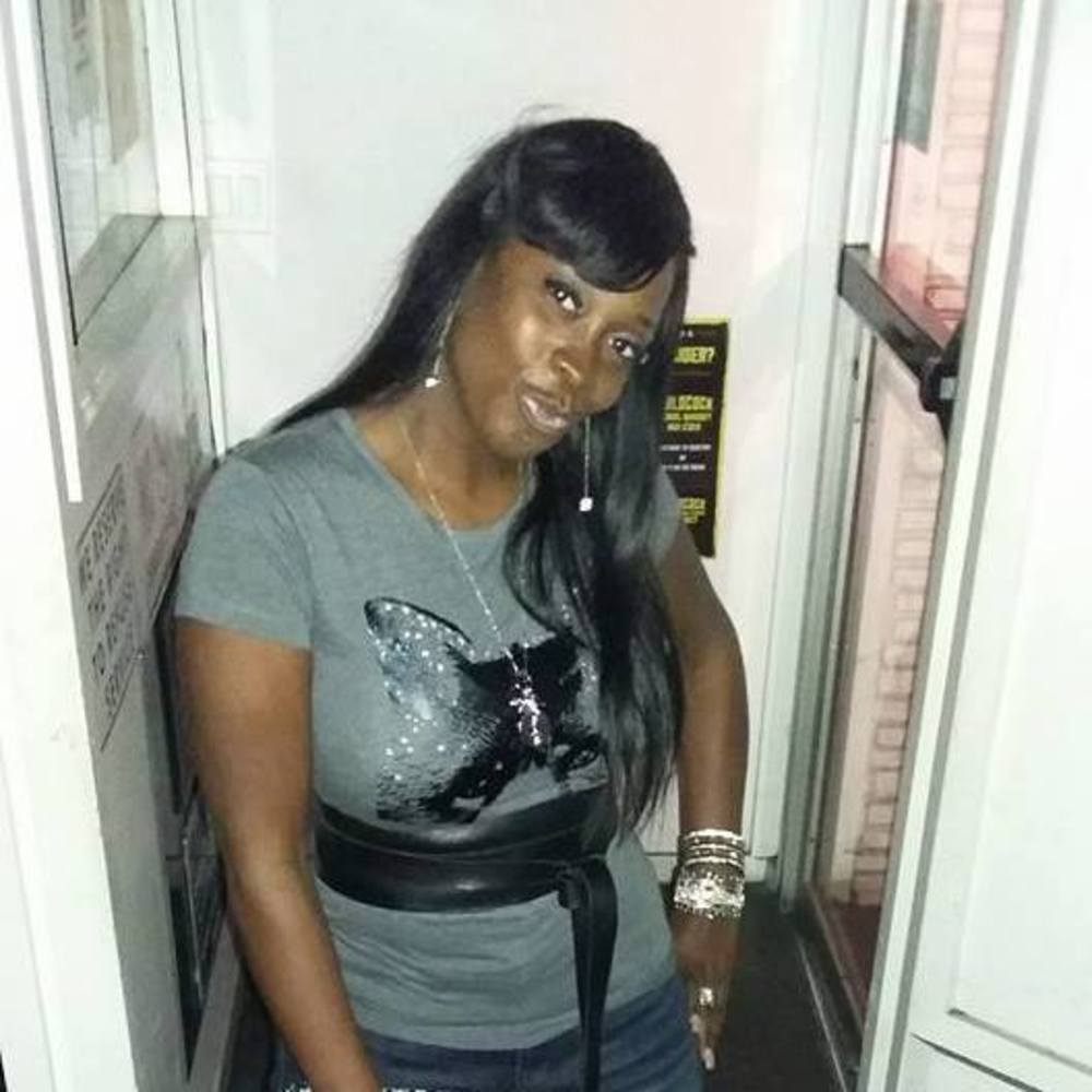 Meet your Posher, Nell